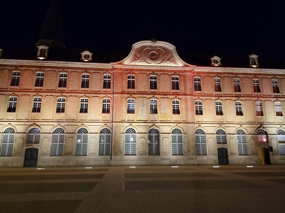Petit Studio En Plein Centre-Ville De Vendôme Buitenkant foto